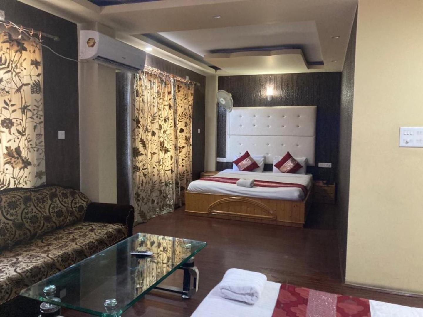 Hotel Shefaf Durgjan Exterior foto
